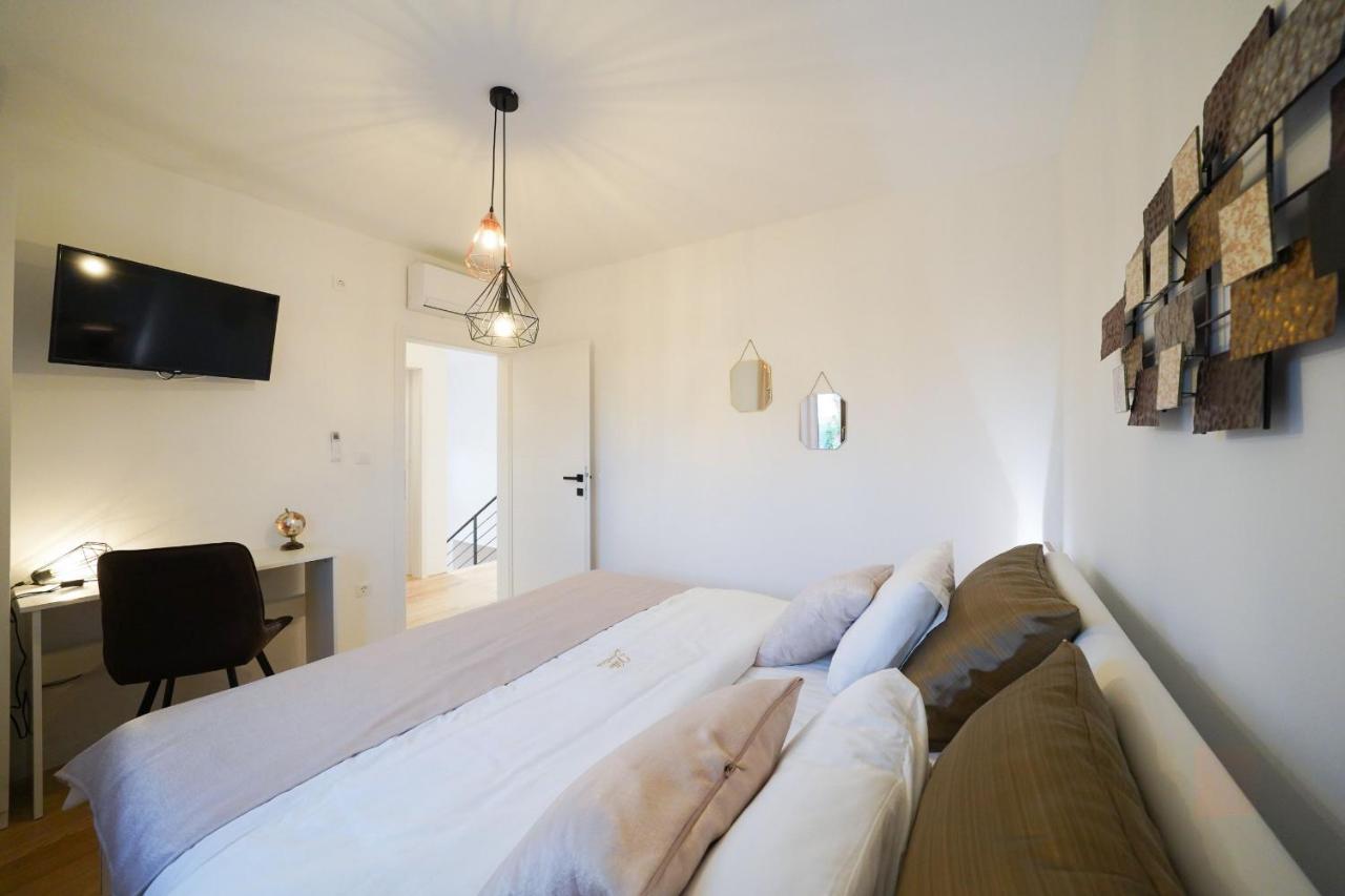 Villa Suncica Zadarvillas Sukosan Ngoại thất bức ảnh